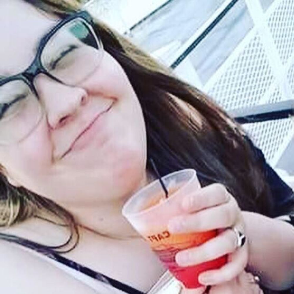 Meet your Posher, Alyssa